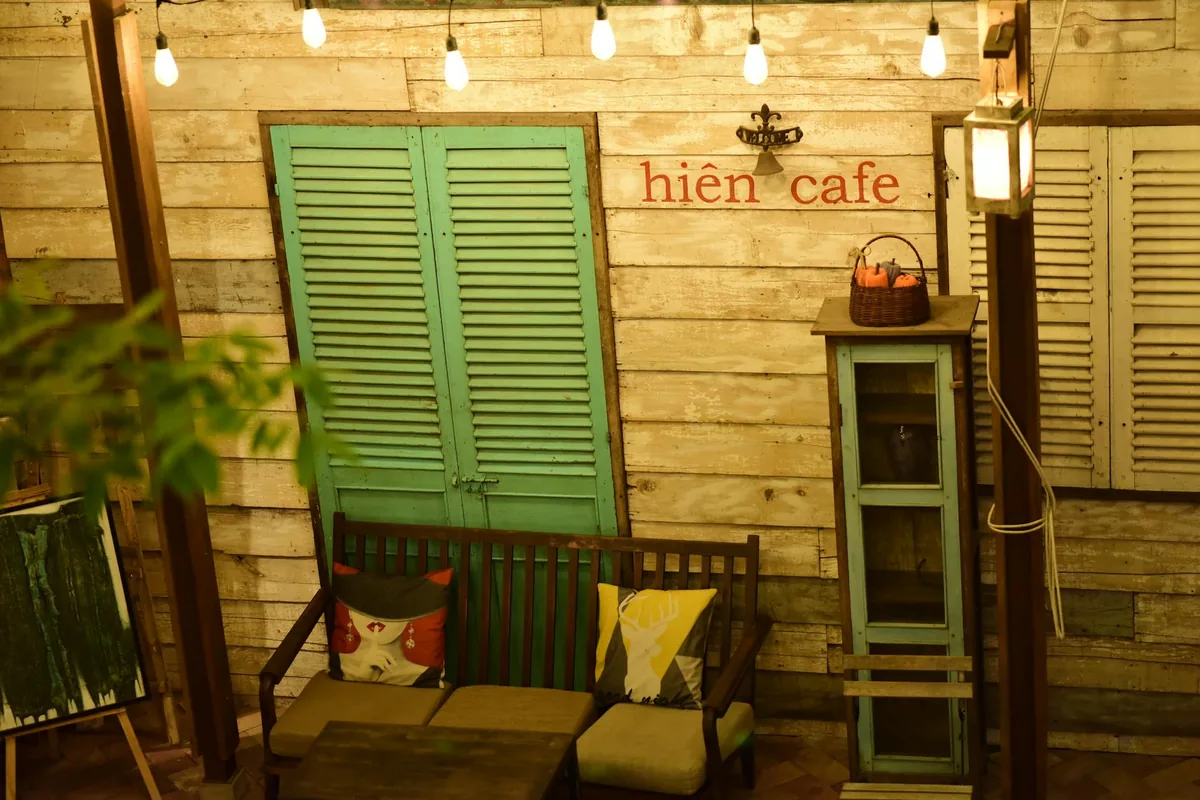 Cat cafes in Dallas